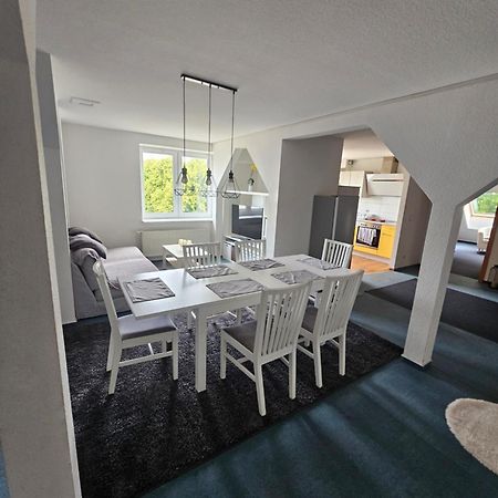 6 bedroom Private APARTMENT&Lounge Rostock Buitenkant foto